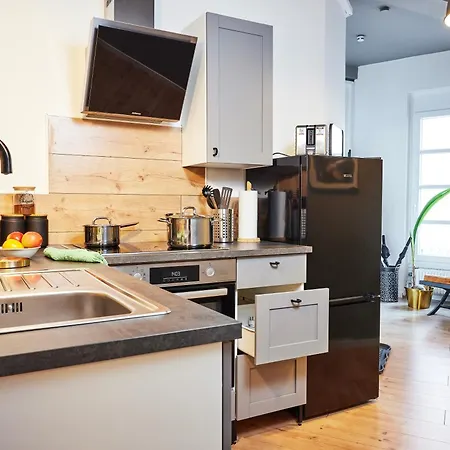 Nobilis - 7 Pers - Marktplatz - Netflix - Ps4 Apartment *